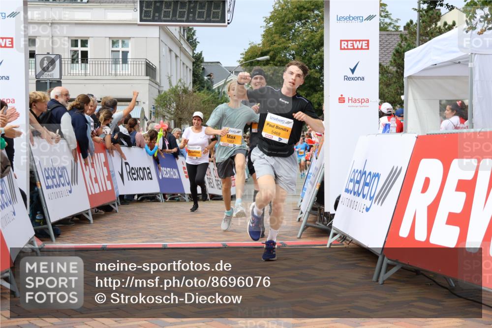 31.08.2025 - 21. Blankeneser Heldenlauf Strokosch-Dieckow http://msf.ph/oto/8696076 31.08.2025 12:28:38 Ziel 5468, 5540, 5352, 5292, 5499 meine-sportfotos.de