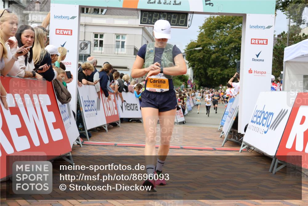 31.08.2025 - 21. Blankeneser Heldenlauf Strokosch-Dieckow http://msf.ph/oto/8696093 31.08.2025 12:28:32 Ziel 5320, 5540, 4220, 4424 meine-sportfotos.de