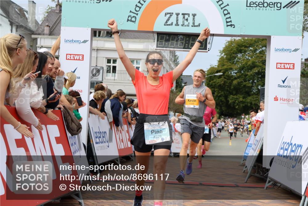 31.08.2025 - 21. Blankeneser Heldenlauf Strokosch-Dieckow http://msf.ph/oto/8696117 31.08.2025 12:28:27 Ziel 5320, 5540, 5813, 4220, 4424 meine-sportfotos.de