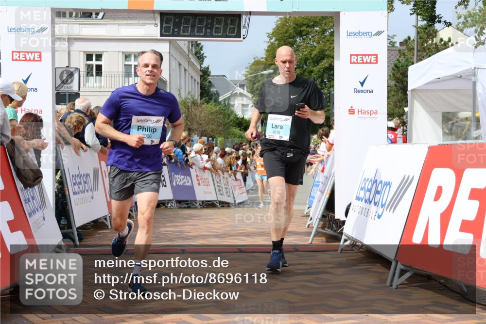 31.08.2025 - 21. Blankeneser Heldenlauf Strokosch-Dieckow http://msf.ph/oto/8696118 31.08.2025 12:23:33 Ziel 5178, 4419, 4278, 4006, 4016 meine-sportfotos.de