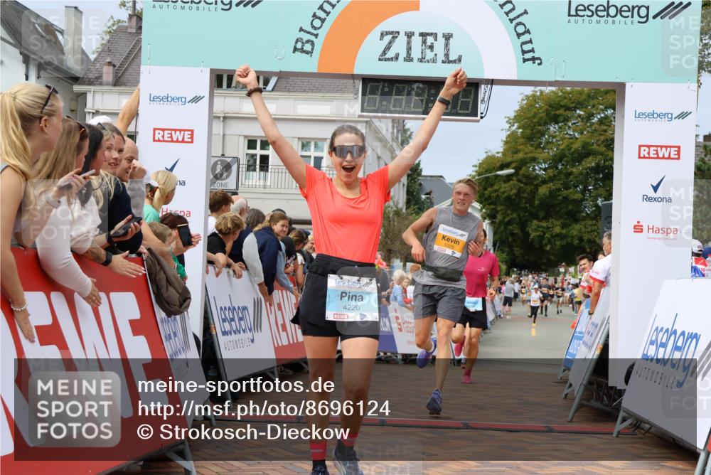 31.08.2025 - 21. Blankeneser Heldenlauf Strokosch-Dieckow http://msf.ph/oto/8696124 31.08.2025 12:28:27 Ziel 5320, 5540, 5813, 4220, 4424 meine-sportfotos.de