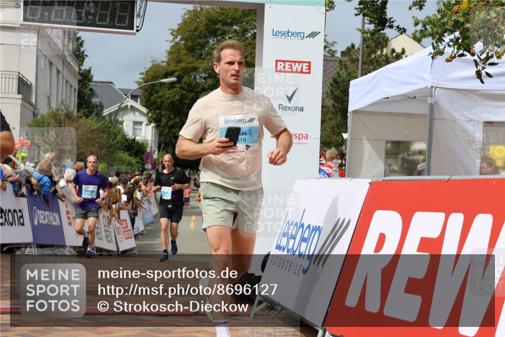 31.08.2025 - 21. Blankeneser Heldenlauf Strokosch-Dieckow http://msf.ph/oto/8696127 31.08.2025 12:23:29 Ziel 5410, 4419, 4278, 4006, 4016 meine-sportfotos.de