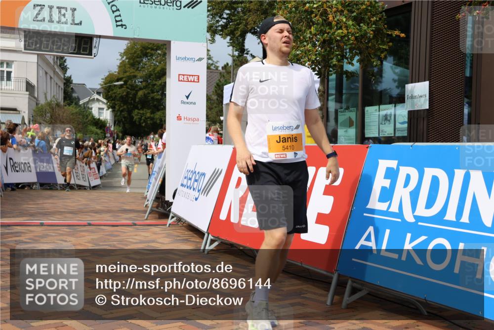 31.08.2025 - 21. Blankeneser Heldenlauf Strokosch-Dieckow http://msf.ph/oto/8696144 31.08.2025 12:23:24 Ziel 5410, 5252, 4253, 4419, 4278 meine-sportfotos.de