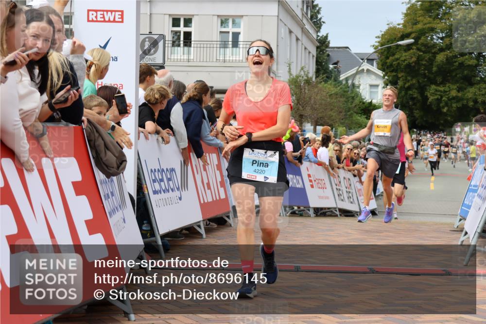 31.08.2025 - 21. Blankeneser Heldenlauf Strokosch-Dieckow http://msf.ph/oto/8696145 31.08.2025 12:28:26 Ziel 5320, 5540, 5813, 4220, 4424 meine-sportfotos.de