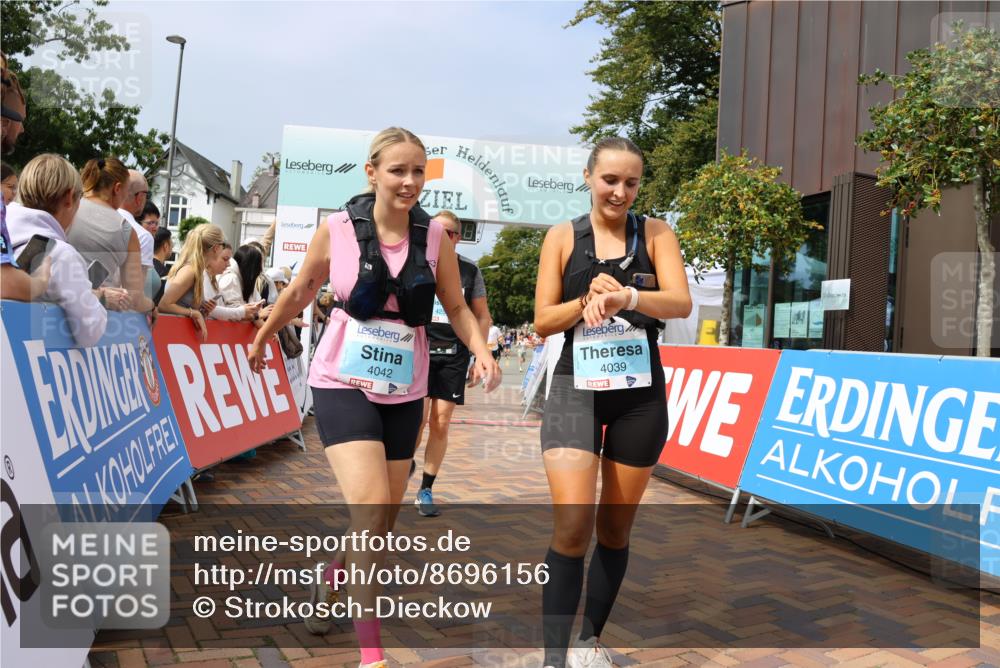 31.08.2025 - 21. Blankeneser Heldenlauf Strokosch-Dieckow http://msf.ph/oto/8696156 31.08.2025 12:23:20 Ziel 5410, 5252, 4133, 4039, 4042, 4253 meine-sportfotos.de