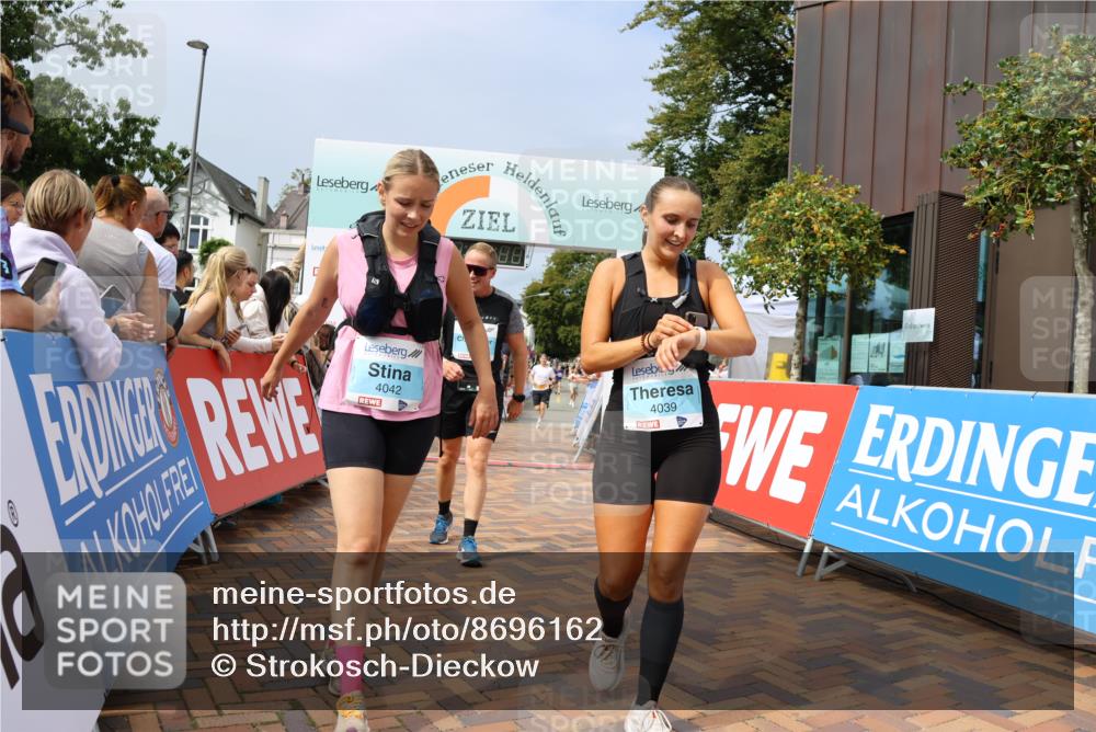 31.08.2025 - 21. Blankeneser Heldenlauf Strokosch-Dieckow http://msf.ph/oto/8696162 31.08.2025 12:23:20 Ziel 5410, 5252, 4133, 4039, 4042, 4253 meine-sportfotos.de