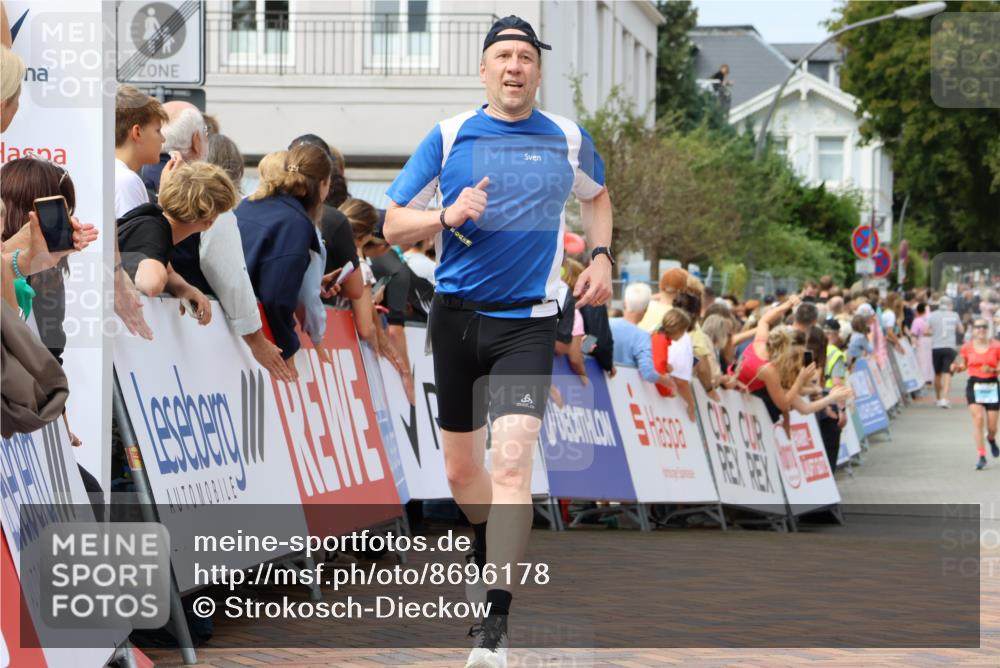 31.08.2025 - 21. Blankeneser Heldenlauf Strokosch-Dieckow http://msf.ph/oto/8696178 31.08.2025 12:28:16 Ziel 4268 meine-sportfotos.de