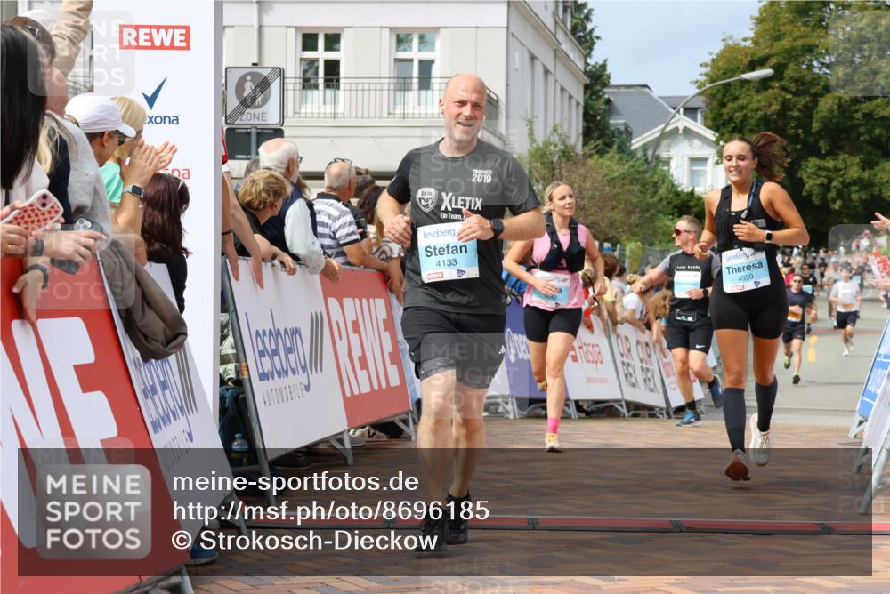 31.08.2025 - 21. Blankeneser Heldenlauf Strokosch-Dieckow http://msf.ph/oto/8696185 31.08.2025 12:23:14 Ziel 5709, 5144, 4133, 4039, 4042, 4253 meine-sportfotos.de