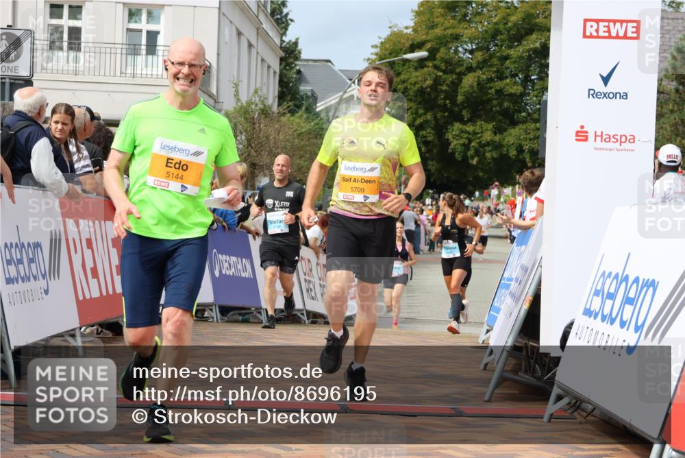 31.08.2025 - 21. Blankeneser Heldenlauf Strokosch-Dieckow http://msf.ph/oto/8696195 31.08.2025 12:23:11 Ziel 5709, 5797, 5144, 4133, 4039, 4042 meine-sportfotos.de