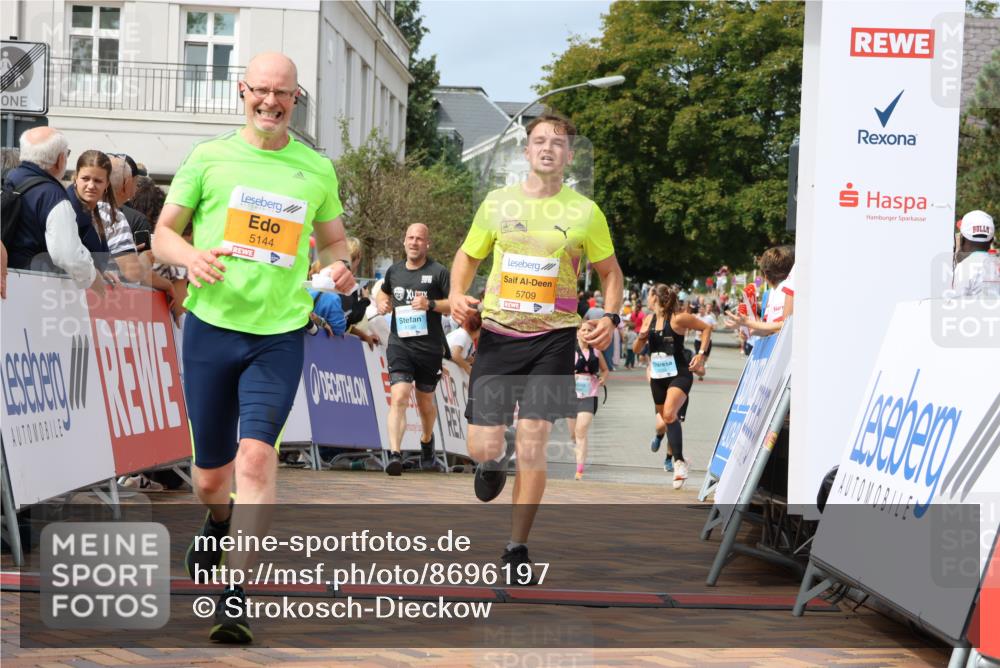 31.08.2025 - 21. Blankeneser Heldenlauf Strokosch-Dieckow http://msf.ph/oto/8696197 31.08.2025 12:23:11 Ziel 5709, 5797, 5144, 4133, 4039, 4042 meine-sportfotos.de
