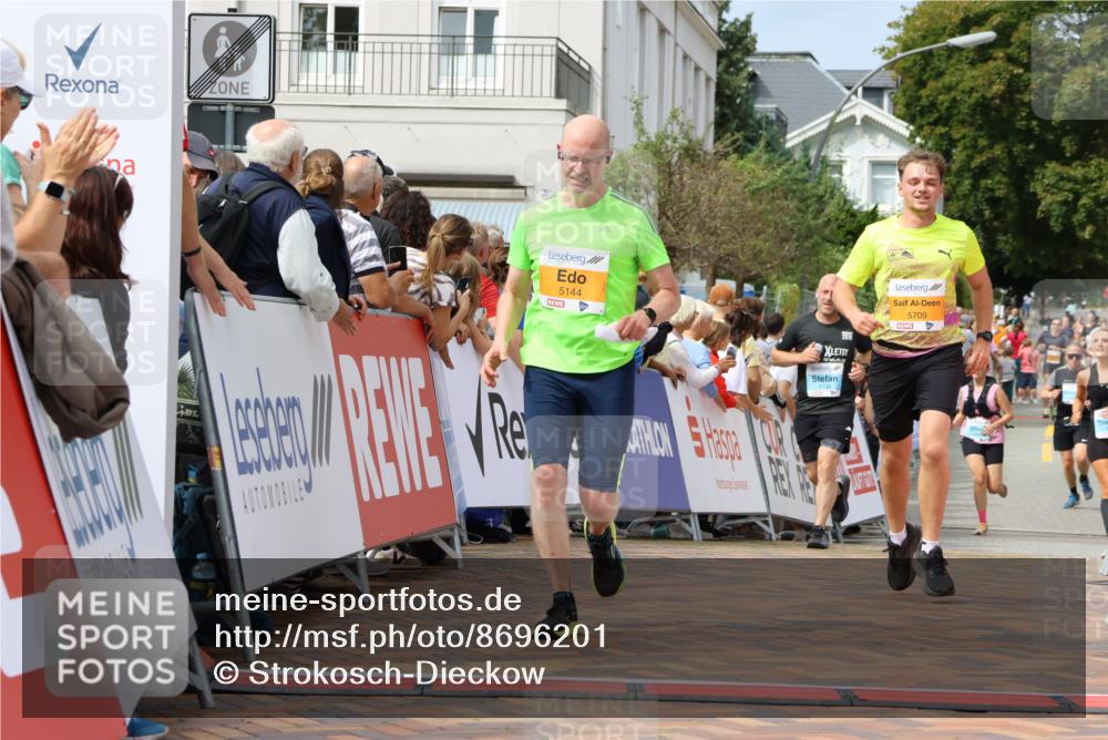 31.08.2025 - 21. Blankeneser Heldenlauf Strokosch-Dieckow http://msf.ph/oto/8696201 31.08.2025 12:23:10 Ziel 5709, 5797, 5144, 4133 meine-sportfotos.de