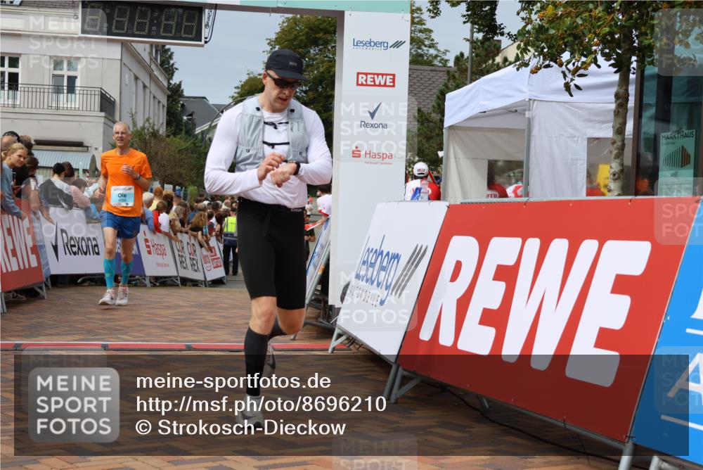 31.08.2025 - 21. Blankeneser Heldenlauf Strokosch-Dieckow http://msf.ph/oto/8696210 31.08.2025 12:27:57 Ziel 5322, 4058 meine-sportfotos.de