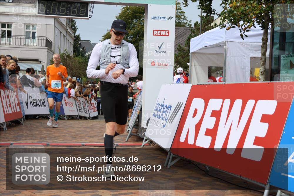 31.08.2025 - 21. Blankeneser Heldenlauf Strokosch-Dieckow http://msf.ph/oto/8696212 31.08.2025 12:27:57 Ziel 5322, 4058 meine-sportfotos.de