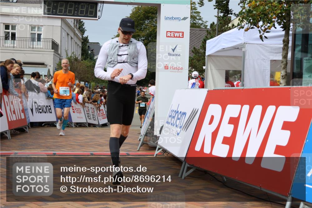 31.08.2025 - 21. Blankeneser Heldenlauf Strokosch-Dieckow http://msf.ph/oto/8696214 31.08.2025 12:27:57 Ziel 5322, 4058 meine-sportfotos.de