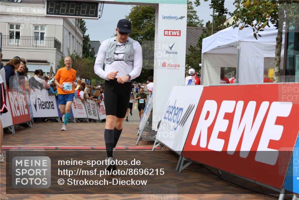31.08.2025 - 21. Blankeneser Heldenlauf Strokosch-Dieckow http://msf.ph/oto/8696215 31.08.2025 12:27:57 Ziel 5322, 4058 meine-sportfotos.de