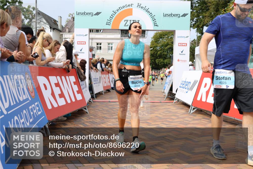 31.08.2025 - 21. Blankeneser Heldenlauf Strokosch-Dieckow http://msf.ph/oto/8696220 31.08.2025 12:23:05 Ziel 5797, 4358, 4025, 4285, 4426 meine-sportfotos.de