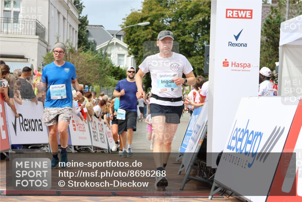 31.08.2025 - 21. Blankeneser Heldenlauf Strokosch-Dieckow http://msf.ph/oto/8696268 31.08.2025 12:22:58 Ziel 4358, 4025, 4285, 4426 meine-sportfotos.de