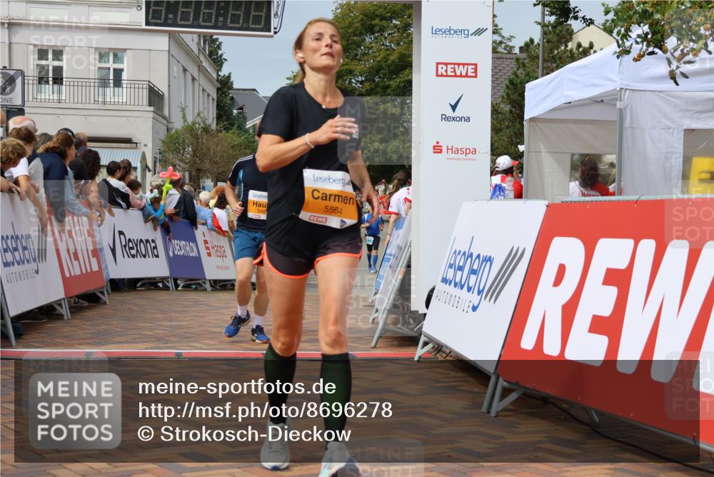 31.08.2025 - 21. Blankeneser Heldenlauf Strokosch-Dieckow http://msf.ph/oto/8696278 31.08.2025 12:27:39 Ziel 5121, 5403, 5564, 5742, 4143 meine-sportfotos.de