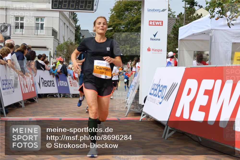 31.08.2025 - 21. Blankeneser Heldenlauf Strokosch-Dieckow http://msf.ph/oto/8696284 31.08.2025 12:27:39 Ziel 5121, 5403, 5564, 5742, 4143 meine-sportfotos.de