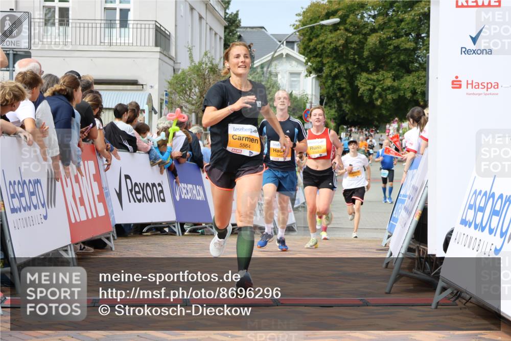 31.08.2025 - 21. Blankeneser Heldenlauf Strokosch-Dieckow http://msf.ph/oto/8696296 31.08.2025 12:27:38 Ziel 5121, 5403, 5564, 5742, 4143 meine-sportfotos.de