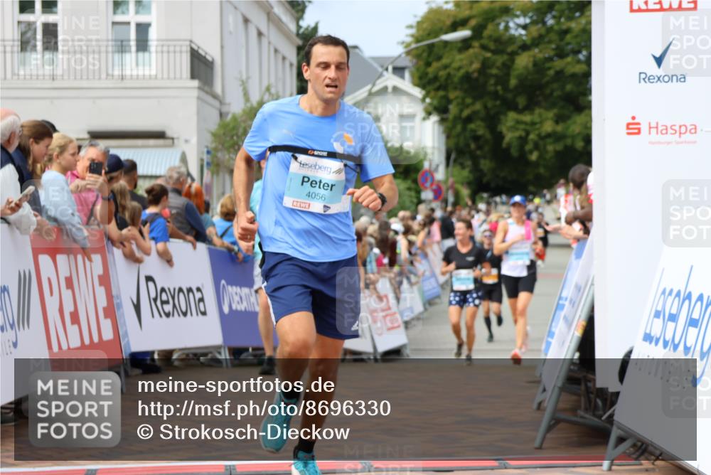 31.08.2025 - 21. Blankeneser Heldenlauf Strokosch-Dieckow http://msf.ph/oto/8696330 31.08.2025 12:22:29 Ziel 5624, 5207, 4166, 4056, 4098, 4282 meine-sportfotos.de