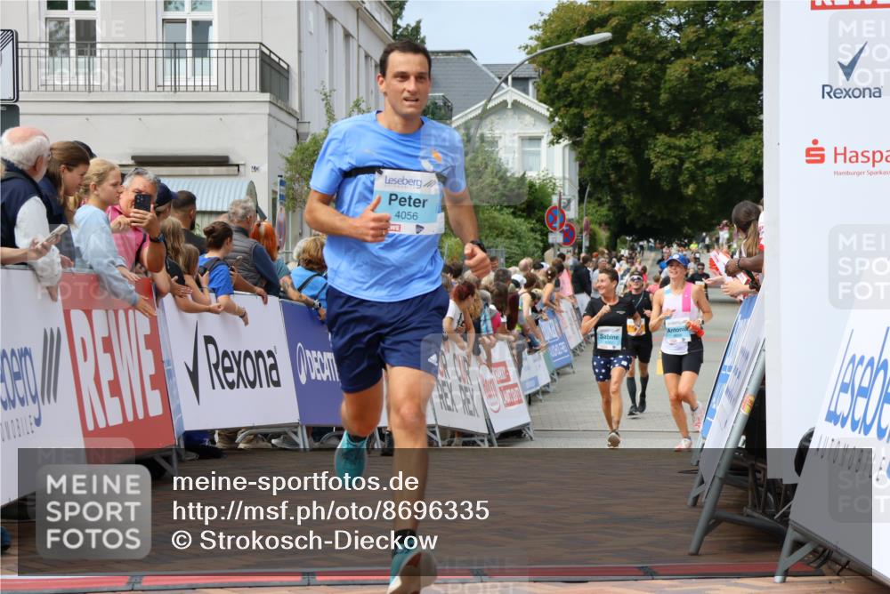 31.08.2025 - 21. Blankeneser Heldenlauf Strokosch-Dieckow http://msf.ph/oto/8696335 31.08.2025 12:22:29 Ziel 5624, 5207, 4166, 4056, 4098, 4282 meine-sportfotos.de