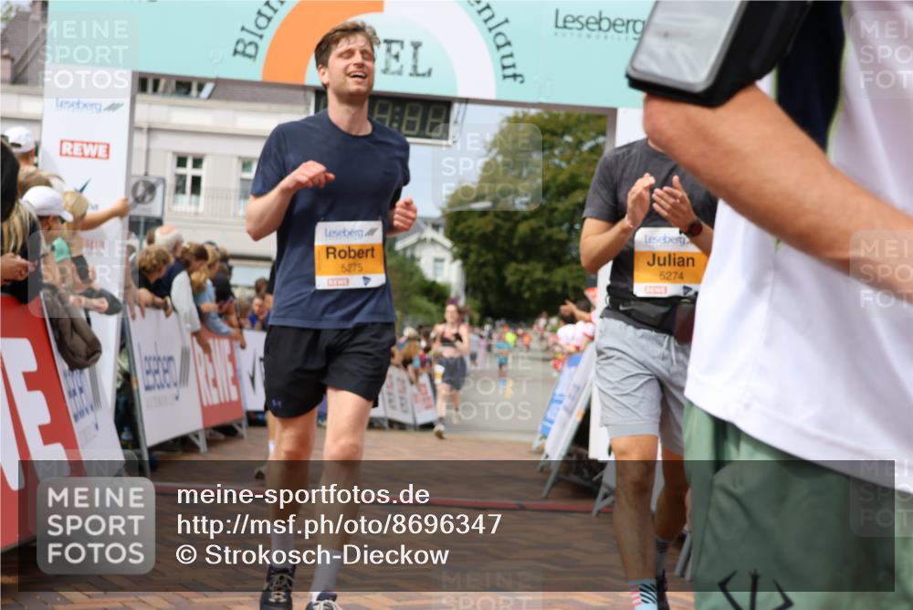 31.08.2025 - 21. Blankeneser Heldenlauf Strokosch-Dieckow http://msf.ph/oto/8696347 31.08.2025 12:27:02 Ziel 5065, 5274, 5275, 5664, 5015, 5291, 5818, 5819 meine-sportfotos.de