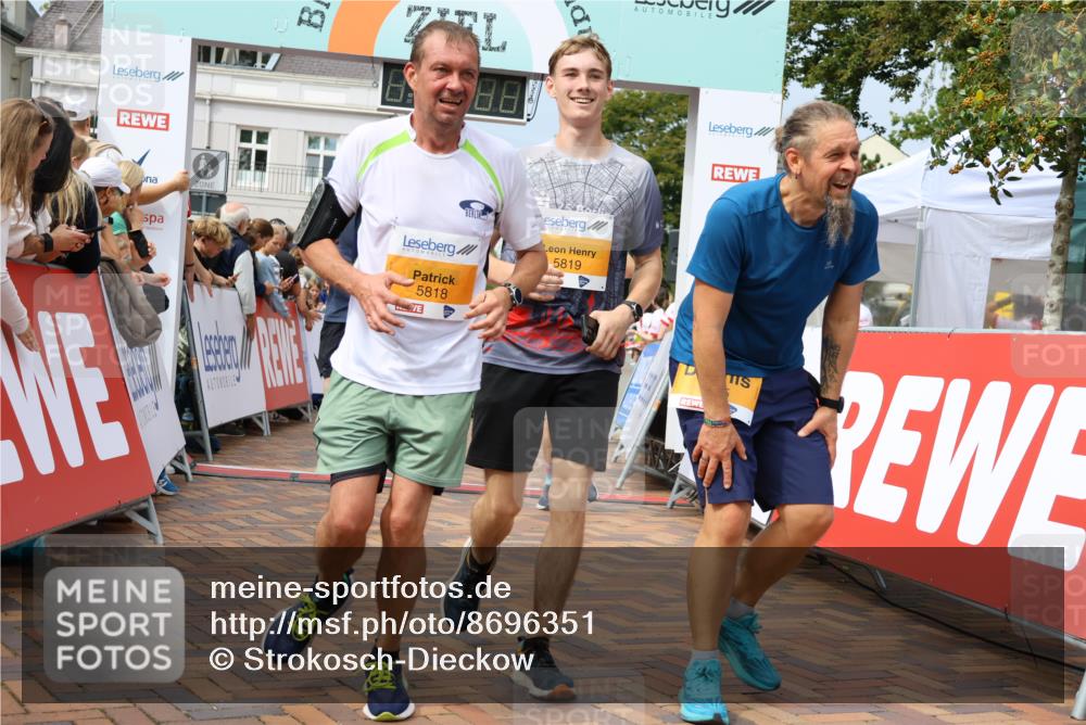 31.08.2025 - 21. Blankeneser Heldenlauf Strokosch-Dieckow http://msf.ph/oto/8696351 31.08.2025 12:27:01 Ziel 5065, 5274, 5275, 5664, 5015, 5291, 5818, 5819 meine-sportfotos.de