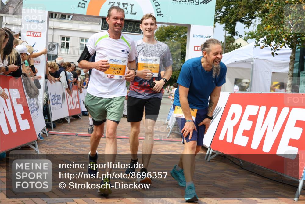 31.08.2025 - 21. Blankeneser Heldenlauf Strokosch-Dieckow http://msf.ph/oto/8696357 31.08.2025 12:27:01 Ziel 5065, 5274, 5275, 5664, 5015, 5291, 5818, 5819 meine-sportfotos.de