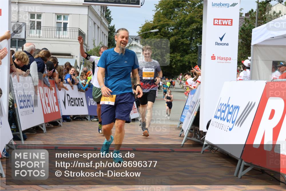 31.08.2025 - 21. Blankeneser Heldenlauf Strokosch-Dieckow http://msf.ph/oto/8696377 31.08.2025 12:26:58 Ziel 5065, 5274, 5275, 5664, 5015, 5818, 5819, 4180 meine-sportfotos.de