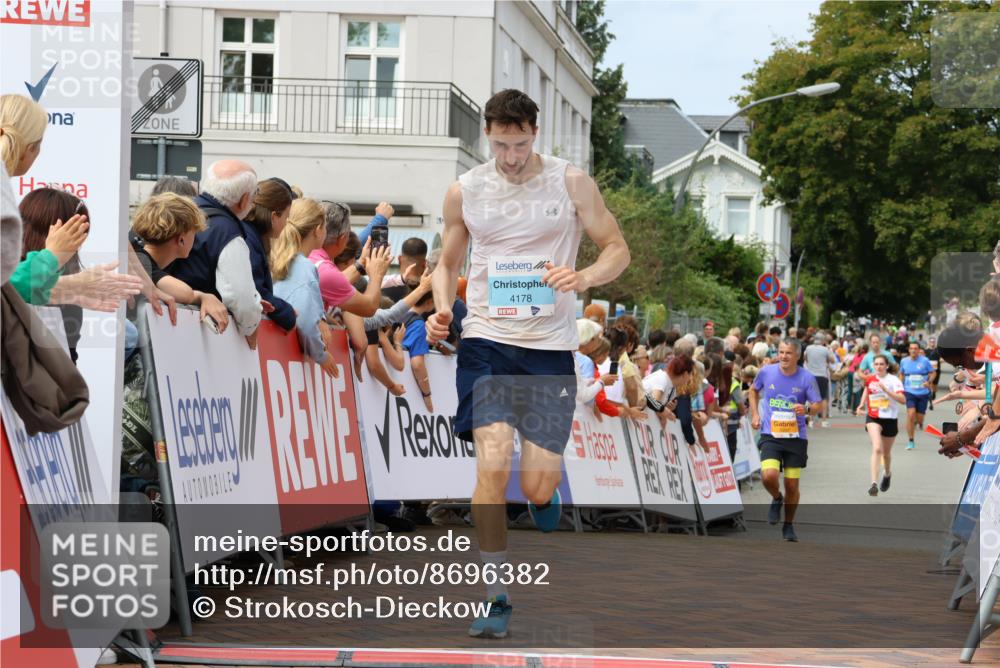 31.08.2025 - 21. Blankeneser Heldenlauf Strokosch-Dieckow http://msf.ph/oto/8696382 31.08.2025 12:22:18 Ziel 4178 meine-sportfotos.de