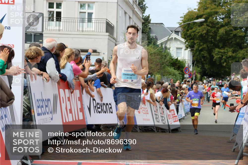 31.08.2025 - 21. Blankeneser Heldenlauf Strokosch-Dieckow http://msf.ph/oto/8696390 31.08.2025 12:22:17 Ziel 4178 meine-sportfotos.de