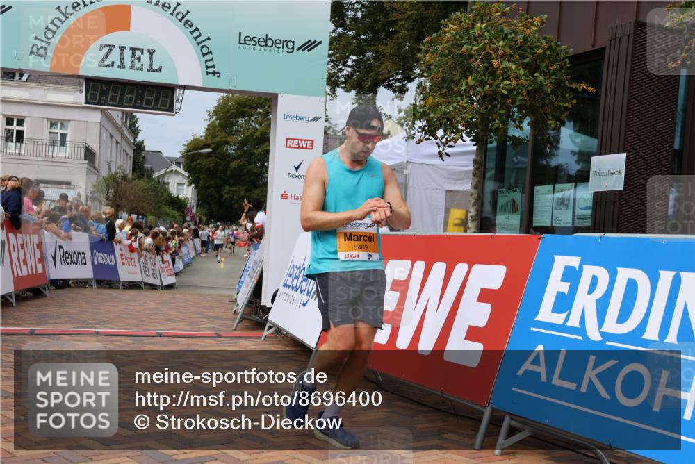 31.08.2025 - 21. Blankeneser Heldenlauf Strokosch-Dieckow http://msf.ph/oto/8696400 31.08.2025 12:22:07 Ziel 5469, 5622, 4281 meine-sportfotos.de