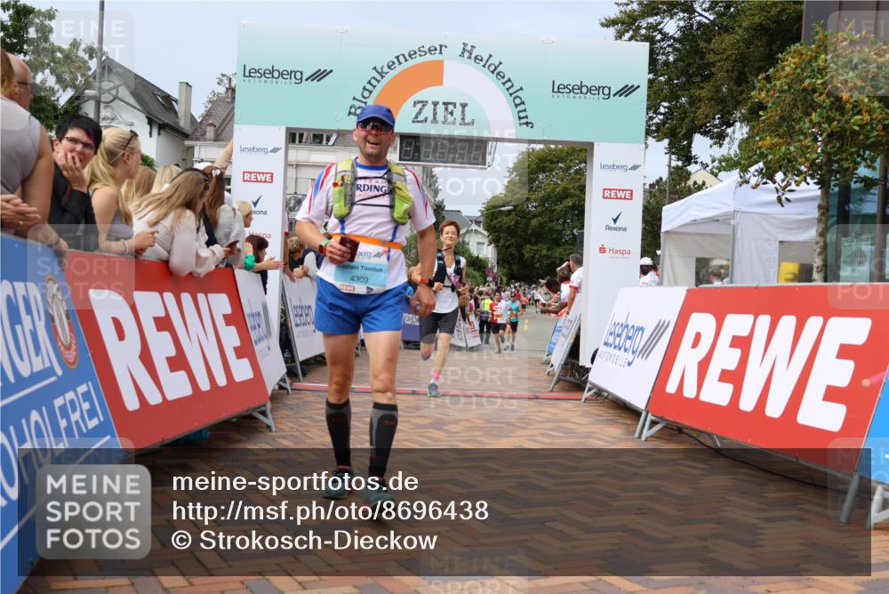 31.08.2025 - 21. Blankeneser Heldenlauf Strokosch-Dieckow http://msf.ph/oto/8696438 31.08.2025 12:22:01 Ziel 5003, 5469, 5622, 4244, 4396, 4412, 4281, 4309 meine-sportfotos.de