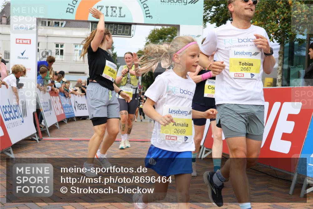31.08.2025 - 21. Blankeneser Heldenlauf Strokosch-Dieckow http://msf.ph/oto/8696464 31.08.2025 10:34:41 Ziel 2110, 2244, 2021, 2424, 2668, 2669, 2667, 2298, 2439, 2349, 2350, 2090, 2083 meine-sportfotos.de