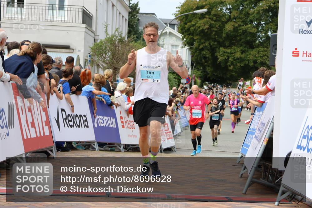 31.08.2025 - 21. Blankeneser Heldenlauf Strokosch-Dieckow http://msf.ph/oto/8696528 31.08.2025 12:21:47 Ziel 4308, 4034 meine-sportfotos.de