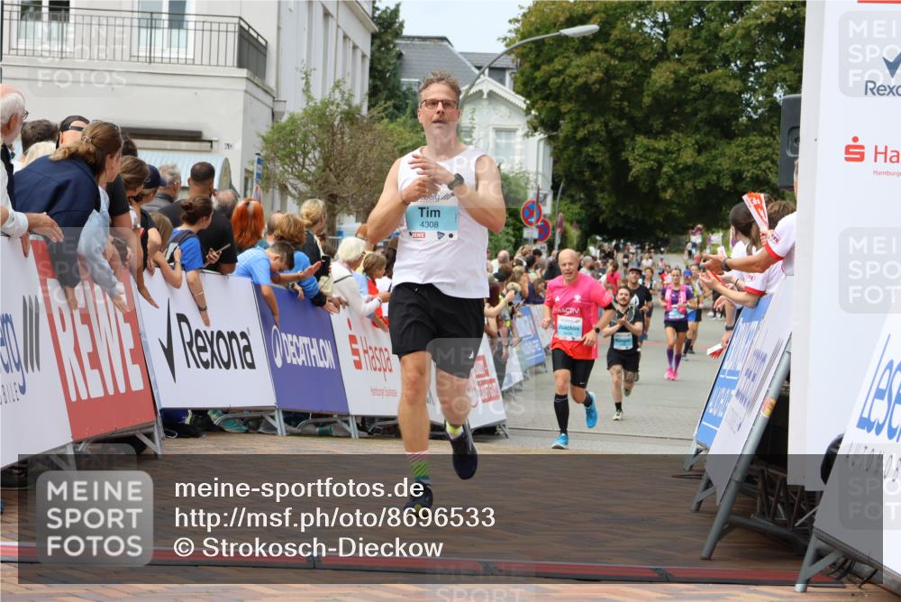 31.08.2025 - 21. Blankeneser Heldenlauf Strokosch-Dieckow http://msf.ph/oto/8696533 31.08.2025 12:21:47 Ziel 4308, 4034 meine-sportfotos.de