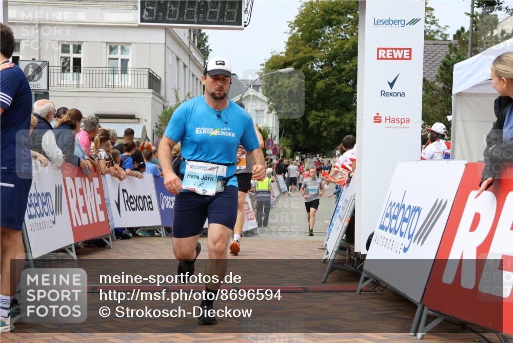 31.08.2025 - 21. Blankeneser Heldenlauf Strokosch-Dieckow http://msf.ph/oto/8696594 31.08.2025 12:21:21 Ziel 5277, 5746, 4337 meine-sportfotos.de