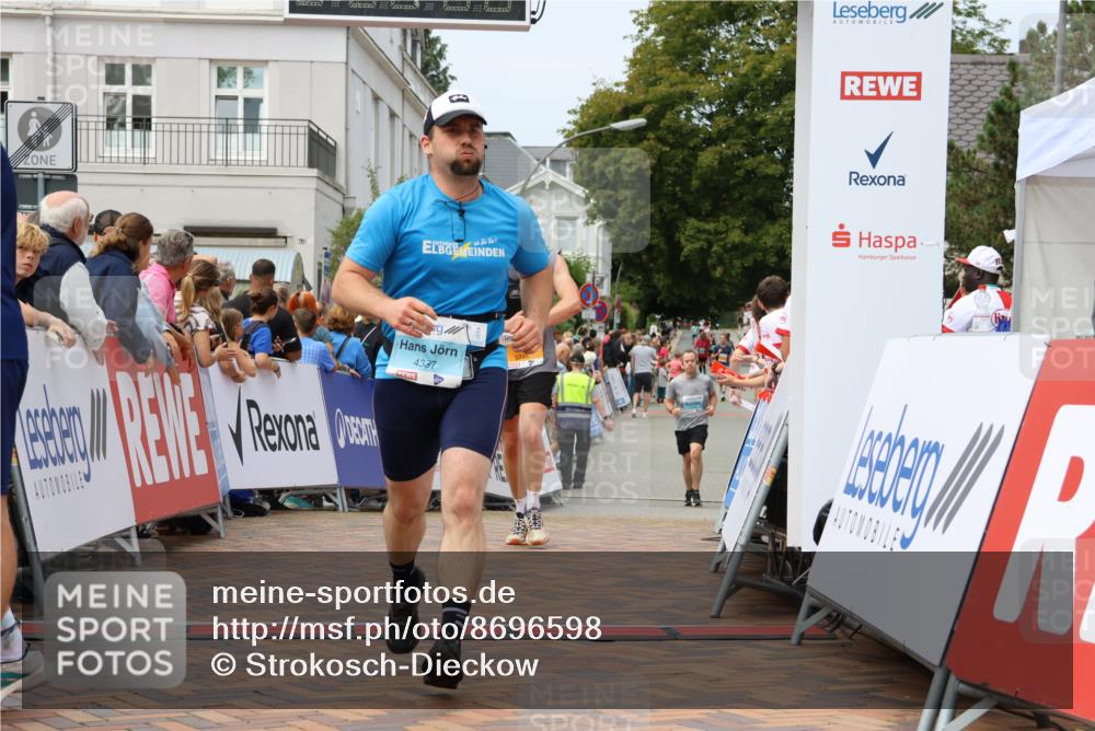 31.08.2025 - 21. Blankeneser Heldenlauf Strokosch-Dieckow http://msf.ph/oto/8696598 31.08.2025 12:21:21 Ziel 5277, 5746, 4337 meine-sportfotos.de