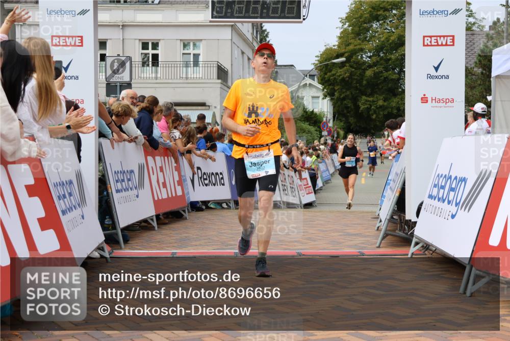 31.08.2025 - 21. Blankeneser Heldenlauf Strokosch-Dieckow http://msf.ph/oto/8696656 31.08.2025 12:21:07 Ziel 4242, 4215 meine-sportfotos.de