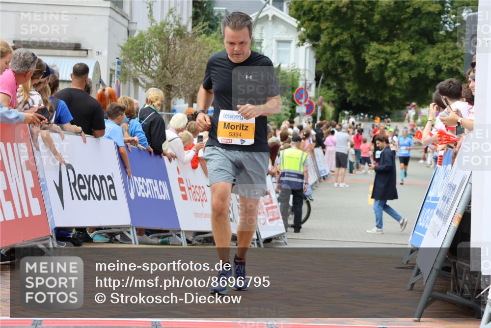 31.08.2025 - 21. Blankeneser Heldenlauf Strokosch-Dieckow http://msf.ph/oto/8696795 31.08.2025 12:20:16 Ziel 5821, 5394 meine-sportfotos.de