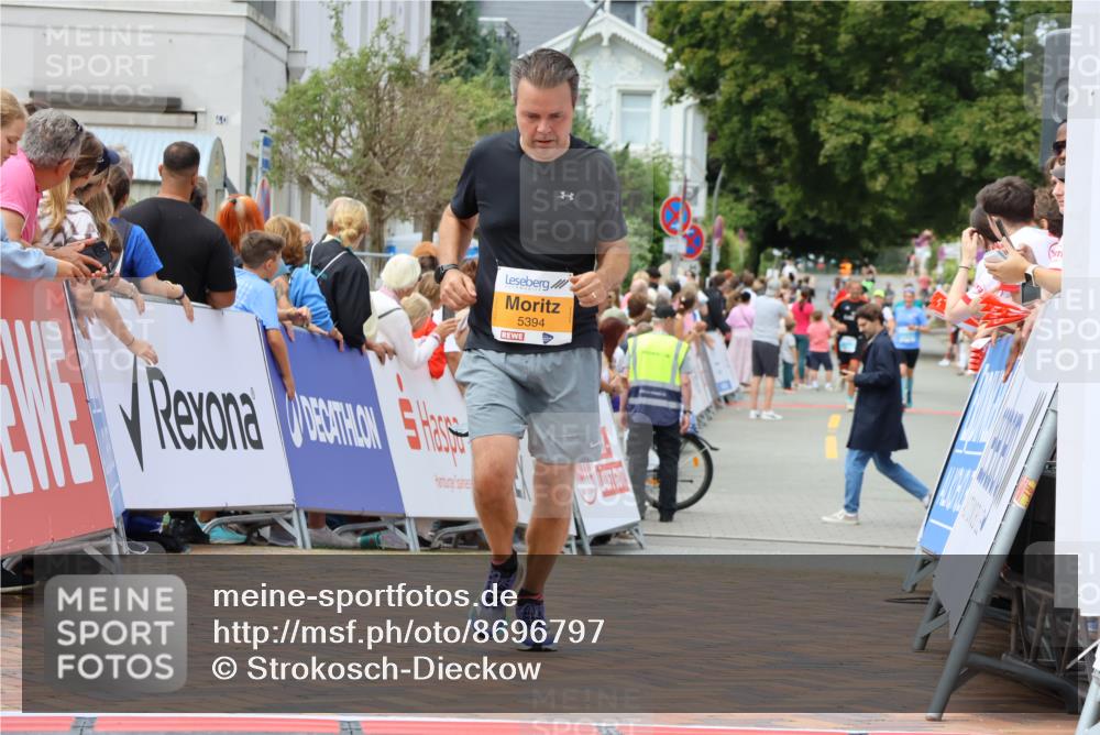 31.08.2025 - 21. Blankeneser Heldenlauf Strokosch-Dieckow http://msf.ph/oto/8696797 31.08.2025 12:20:16 Ziel 5821, 5394 meine-sportfotos.de
