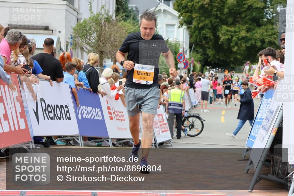 31.08.2025 - 21. Blankeneser Heldenlauf Strokosch-Dieckow http://msf.ph/oto/8696804 31.08.2025 12:20:16 Ziel 5821, 5394 meine-sportfotos.de