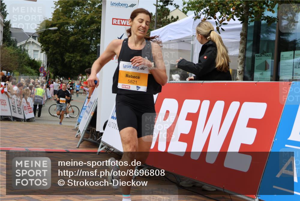 31.08.2025 - 21. Blankeneser Heldenlauf Strokosch-Dieckow http://msf.ph/oto/8696808 31.08.2025 12:20:12 Ziel 5821 meine-sportfotos.de