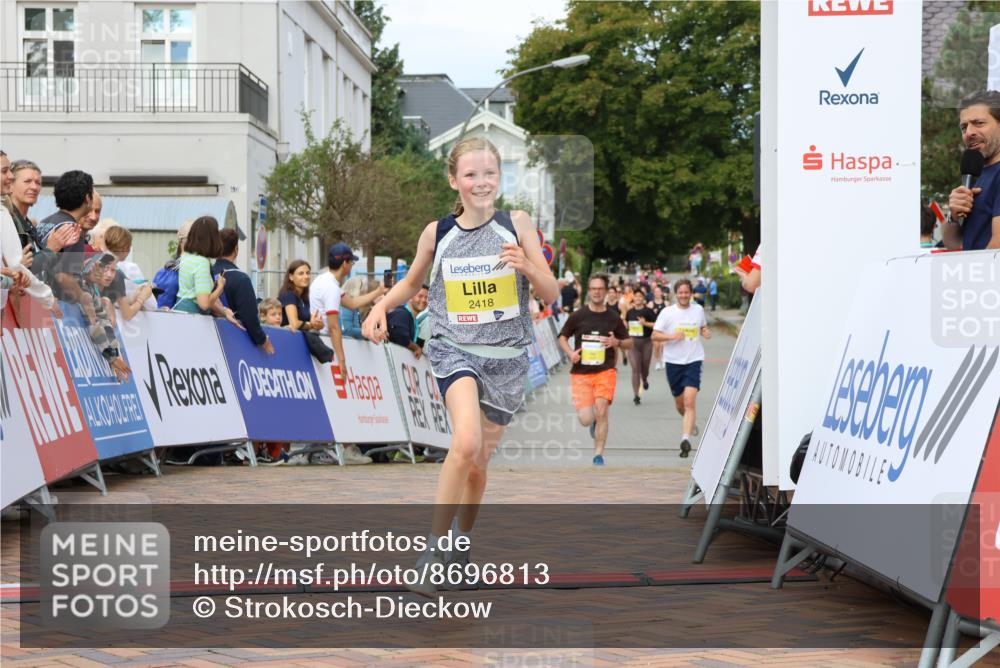 31.08.2025 - 21. Blankeneser Heldenlauf Strokosch-Dieckow http://msf.ph/oto/8696813 31.08.2025 10:32:13 Ziel 2418 meine-sportfotos.de