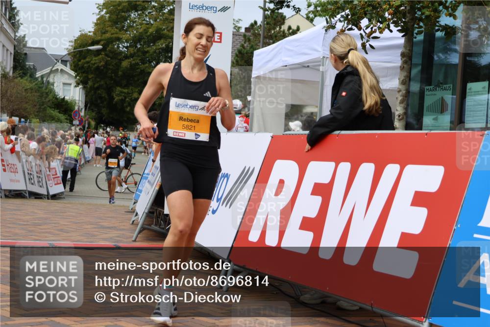 31.08.2025 - 21. Blankeneser Heldenlauf Strokosch-Dieckow http://msf.ph/oto/8696814 31.08.2025 12:20:12 Ziel 5821 meine-sportfotos.de