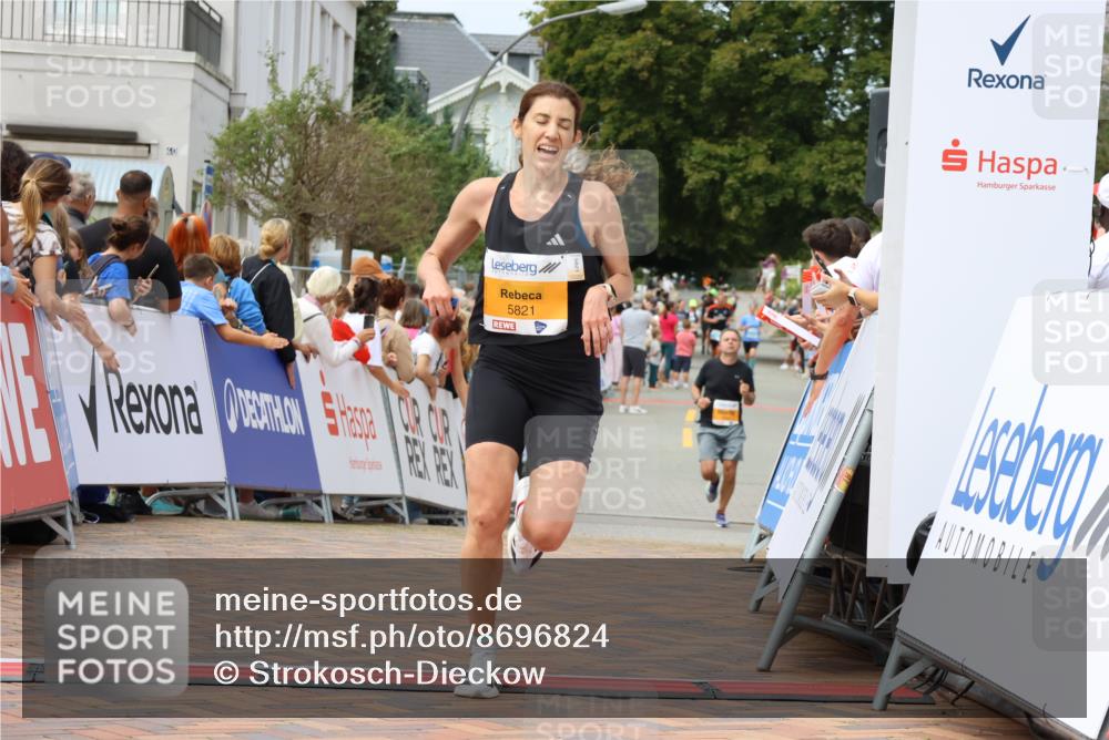 31.08.2025 - 21. Blankeneser Heldenlauf Strokosch-Dieckow http://msf.ph/oto/8696824 31.08.2025 12:20:10 Ziel 5821 meine-sportfotos.de
