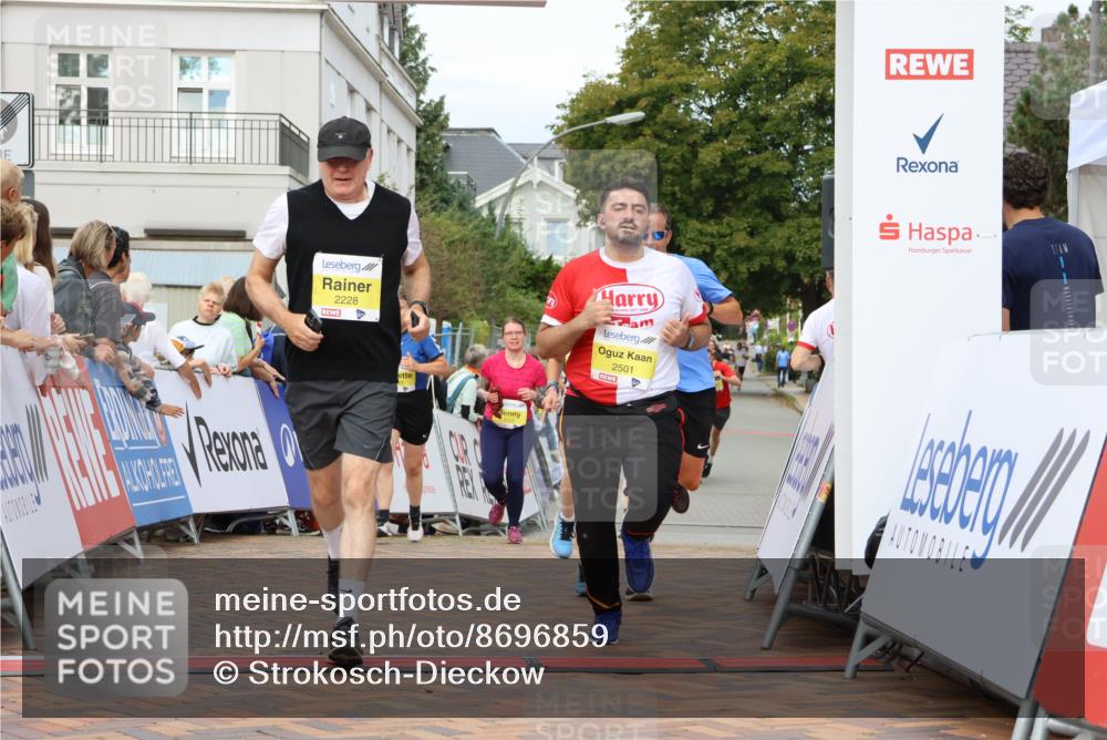 31.08.2025 - 21. Blankeneser Heldenlauf Strokosch-Dieckow http://msf.ph/oto/8696859 31.08.2025 10:31:57 Ziel 2222, 2567, 2077, 2407, 2462, 2734, 2735, 2105, 2278, 2228, 2501 meine-sportfotos.de
