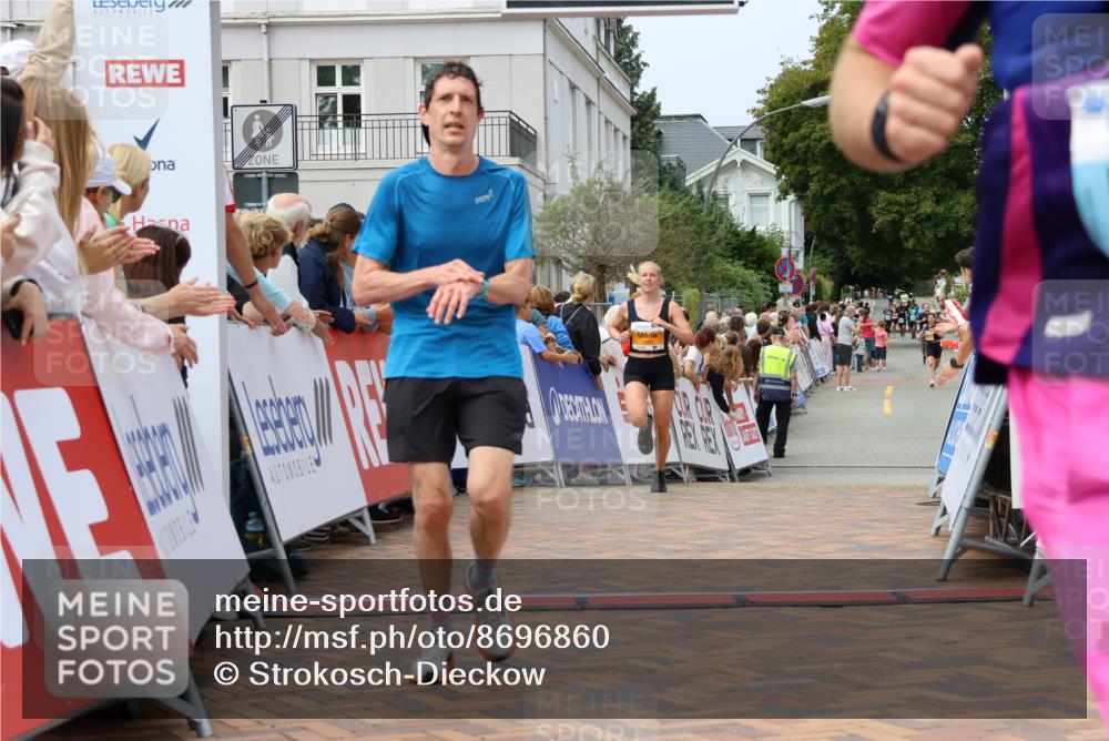 31.08.2025 - 21. Blankeneser Heldenlauf Strokosch-Dieckow http://msf.ph/oto/8696860 31.08.2025 12:19:59 Ziel 5368, 5688, 5483, 4210, 4160 meine-sportfotos.de
