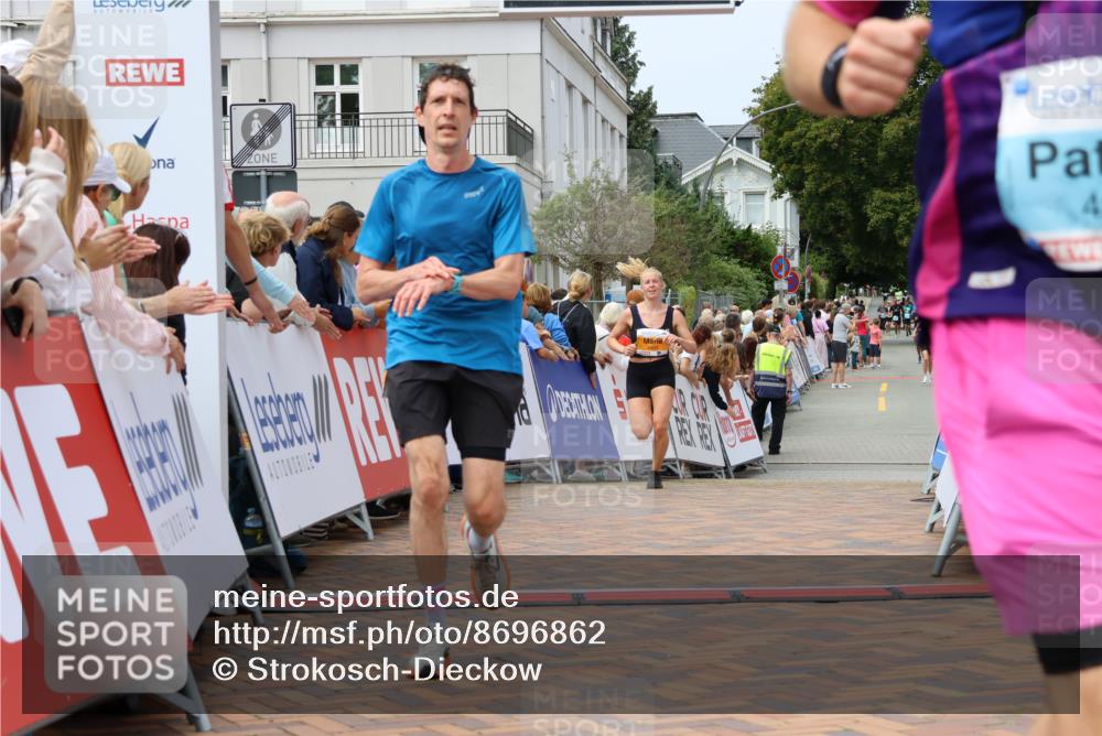 31.08.2025 - 21. Blankeneser Heldenlauf Strokosch-Dieckow http://msf.ph/oto/8696862 31.08.2025 12:19:59 Ziel 5368, 5688, 5483, 4210, 4160 meine-sportfotos.de
